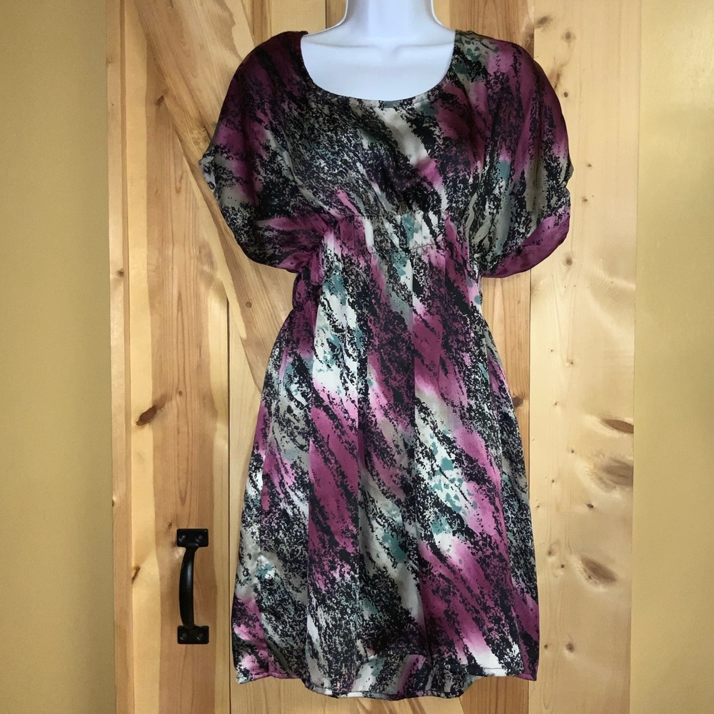 Lightweight Short Sleeve Daytrip Dress or Pool Cover-up from Buckle